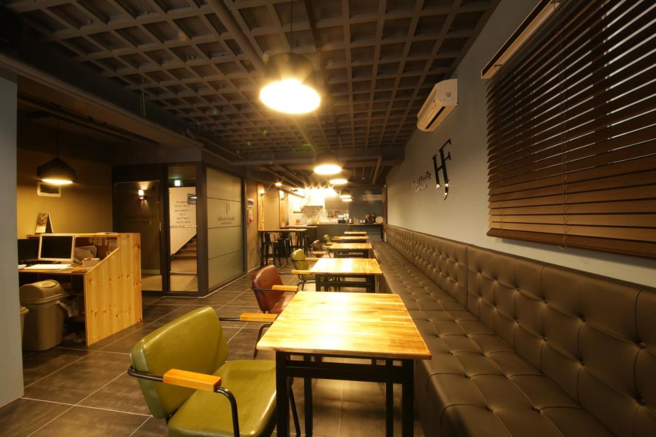 Hostel Familie Busan Station Экстерьер фото