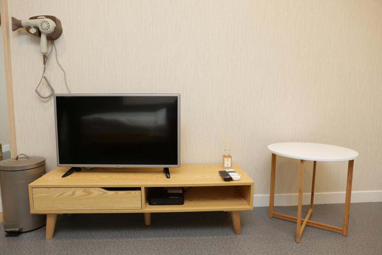 Hostel Familie Busan Station Экстерьер фото