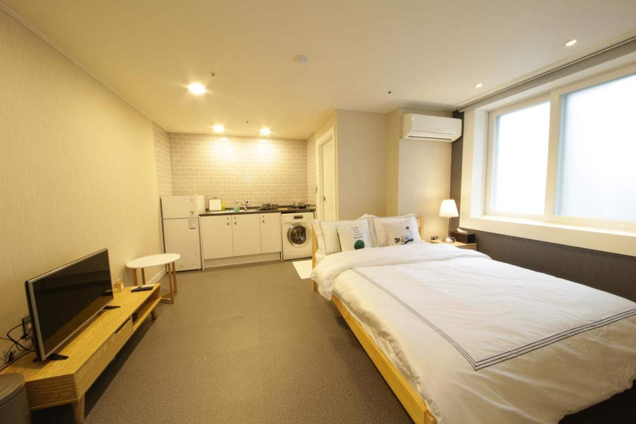 Hostel Familie Busan Station Экстерьер фото