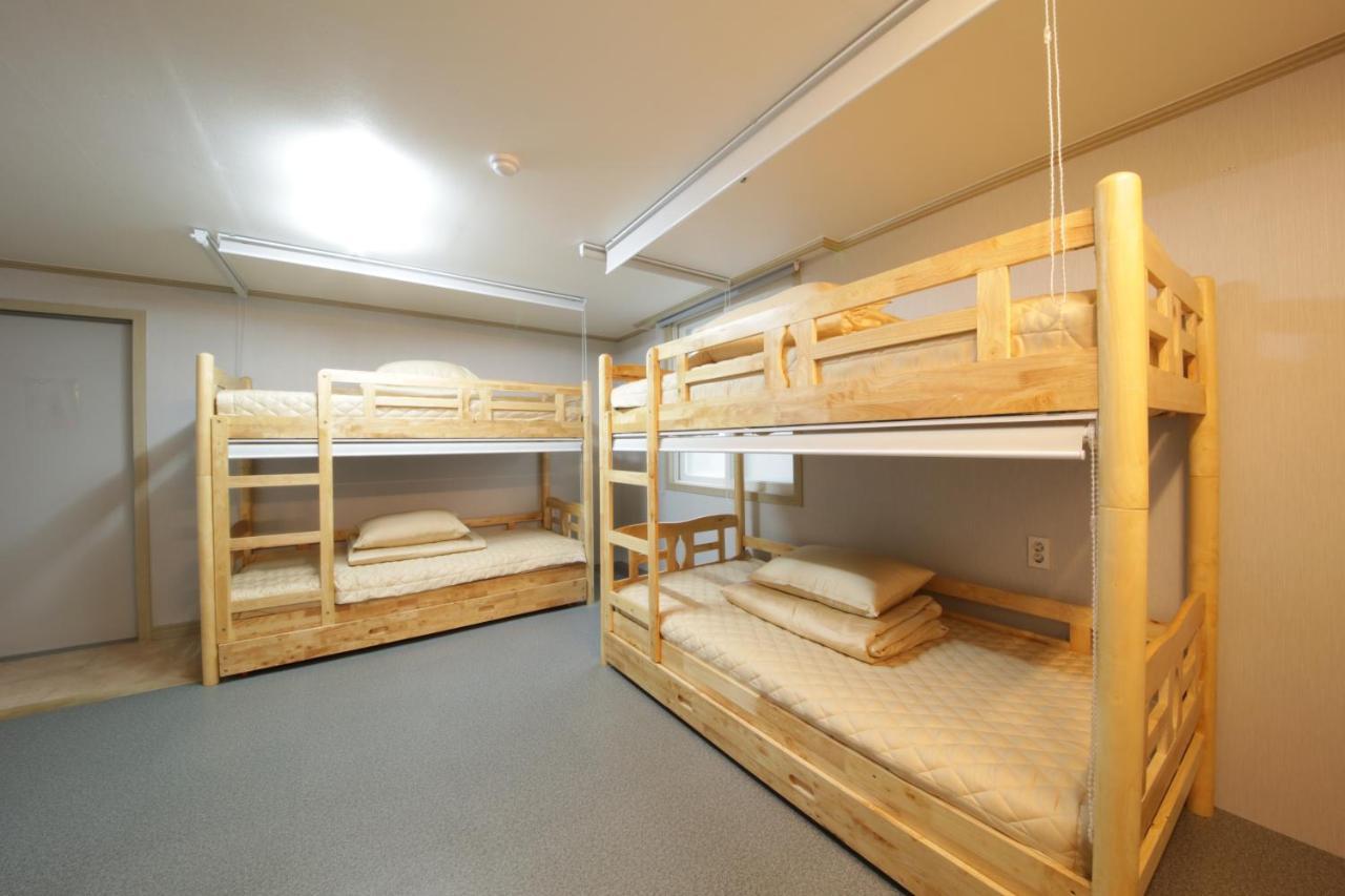 Hostel Familie Busan Station Экстерьер фото