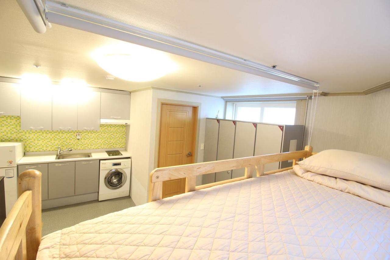 Hostel Familie Busan Station Экстерьер фото