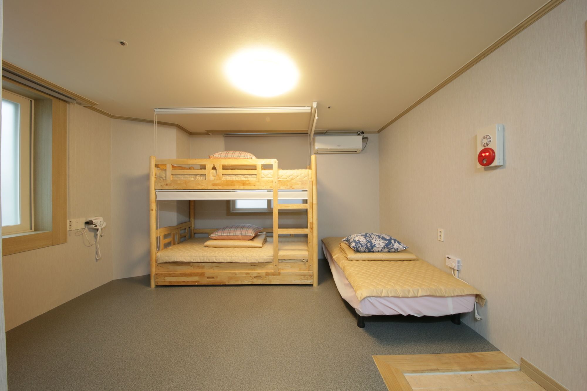 Hostel Familie Busan Station Экстерьер фото
